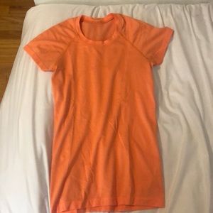 Lululemon swiftly tech short sleeve shirt size 4, orange soda!